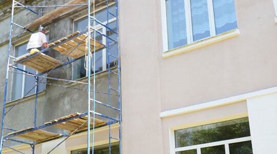l-importance-de-l-entretien-regulier-de-votre-facade-pour-preserver-sa-longevite